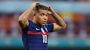 Mbappé critiqué par Van Gaal
