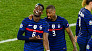 Pogba dopo il gol con la Svizzera