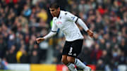 Carlos Salcido durante su etapa con el Fulham de la Premier League