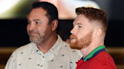 El productor Oscar de la Hoya podría organizar una pelea para Canelo Álvarez en Europa