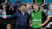 Joachim Löw und Thomas Müller beim Ungarn-Spiel