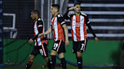 Gimnasia Esgrima La Plata v River Plate - Torneo Liga Profesional 2021 - Suárez festeja su gol.