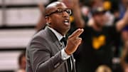 Brown ha pasado las últimas cuatro campañas de la NBA con los Warriors
