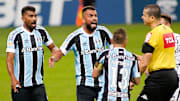 Jogadores tricolores estão com os nervos descontrolados