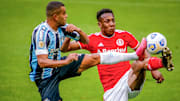 Grêmio e Internacional fizeram clássico de raras emoções