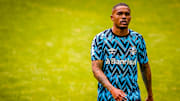 Douglas Costa chegou ao Grêmio recentemente | Gremio v Internacional - Brasileirao 2021