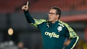 Luxemburgo fala sobre possibilidades de compra do Palmeiras e rendimento do clube: "Não adianta crucificar".