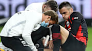 Filip Kostic nach seiner Verletzung im Spiel Eintracht Frankfurt gegen Hertha BSC