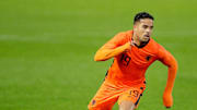 Justin Kluivert pasa desapercibido