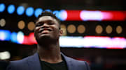 La selección número 1 del draft no ha podido debutar en la NBA