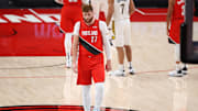 Jusuf Nurkic salió lesionado ante Pacers