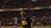 Juan Roman Riquelme - El Grafico Sports Archive - Riquelme grita un gol ante Fluminense.