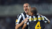 Juventus defender Giorgio Chiellini (L)