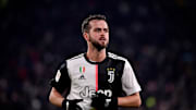 Miralem Pjanic durante un partido con la Juventus de Turín