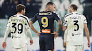 L'attaccante Scamacca tra i due juventini Portanova e Chiellini 