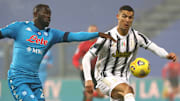 Koulibaly face à Ronaldo lors du dernier Naples - Juventus. 