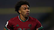 Leeds United v Wolverhampton Wanderers - Premier League