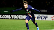 Adil Aouchiche PSG.