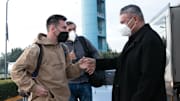 Leo Messi llegó a Argentina y fue recibido por Tapia