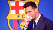 Lionel Messi n'a pas pu retenir ses larmes en conférence de presse. 