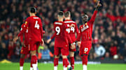 Sadio Mane (r.) bejubelt einen Treffer.