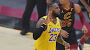 LeBron tuvo una sensacional actuación ante los Cavaliers