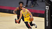 Alex Caruso es suplente en Los Angeles Lakers