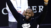 LeBron tuvo buen partido ante Rockets