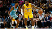 LeBron tuvo una difícil primera mitad, pero fue fundamental en el resto del juego para la victoria