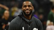 LeBron James se mostró en óptimas condiciones para el regreso de la NBA