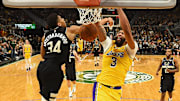 Giannis brilla en el triunfo de Bucks sobre los Lakers