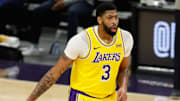 Davis no vio acción el domingo contra los Timberwolves