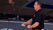 El entrenador Frank Vogel ha manifestado que los Lakers necesitan ayuda en el tiro exterior