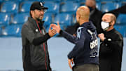 Protestierten am Sonntag gegen die Auswechselregularien: Jürgen Klopp und Pep Guardiola (v.l.)