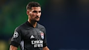 Ne pas grimper sur le podium en fin de saison serait un "échec" pour Aouar et l'Olympique Lyonnais.