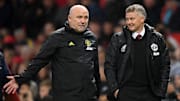 Mike Phelan bleibt Solskjaers Assistent