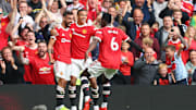 United atropelou o Leeds na estreia