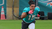 Jaelan Phillips es uno de los prospectos más interesantes de los Dolphins