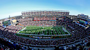 Patriots llegan con incertidumbres a los playoffs de este año