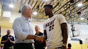 El jugador importante más reciente que Pat Riley sumó para la nómina de Miami fue Jimmy Butler