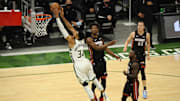 Giannis y los Bucks pretenden sentenciar su serie  ante Miami este sábado