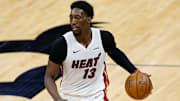 Bam Adebayo presenta molestias en la rodilla