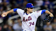 Then-New York Mets pitcher Chris Mazza throws in a game against the Miami Marlins