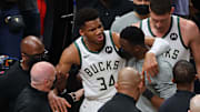 Giannis Antetokounmpo salió lesionado ante Hawks
