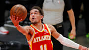 Trae Young sigue brillando en los playoffs