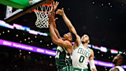 Bucks y Celtics se enfrentan por tercera vez en la campaña