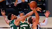 El aporte defensivo de Giannis se ha hecho notar