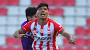 El delantero del Necaxa, Martín Barragán, abrió la pizarra frente a Tigres y acabó con su sequía goleadora.