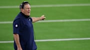 Belichick estaría en busca de un quarterback que se adapte a su sistema