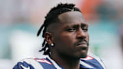 Antonio Brown fue despedido por los New England Patriots